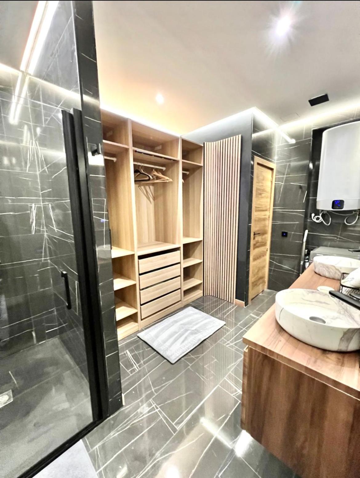 Luxury And Elegant Apartment Madrid Eksteriør bilde