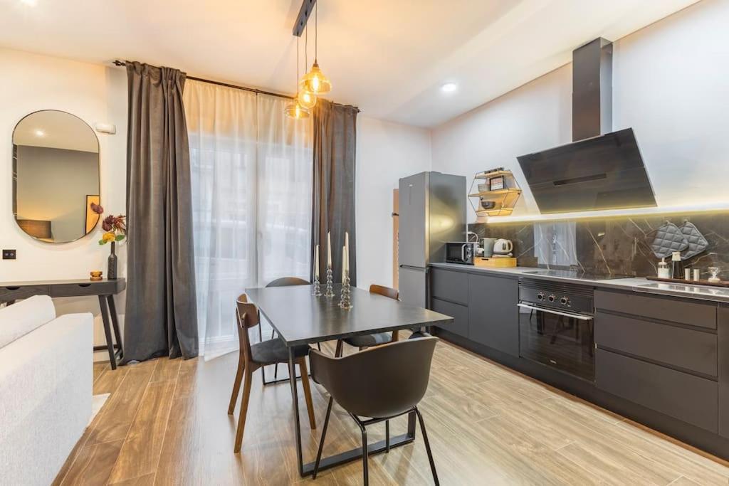 Luxury And Elegant Apartment Madrid Eksteriør bilde